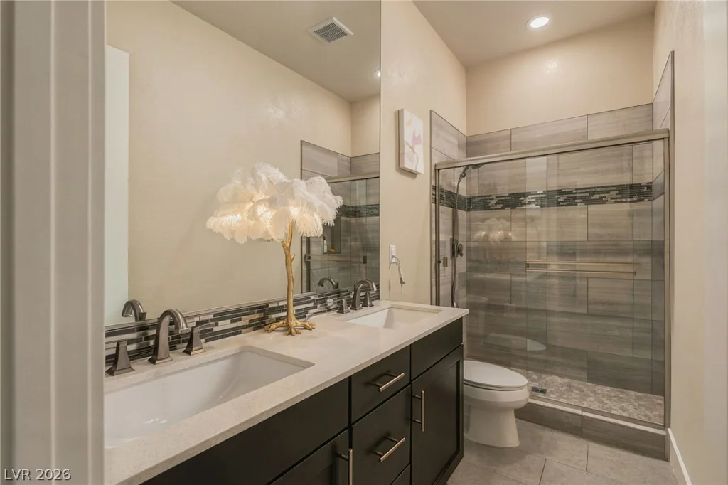 8255 Canyon Tree, Las Vegas, NV 89113