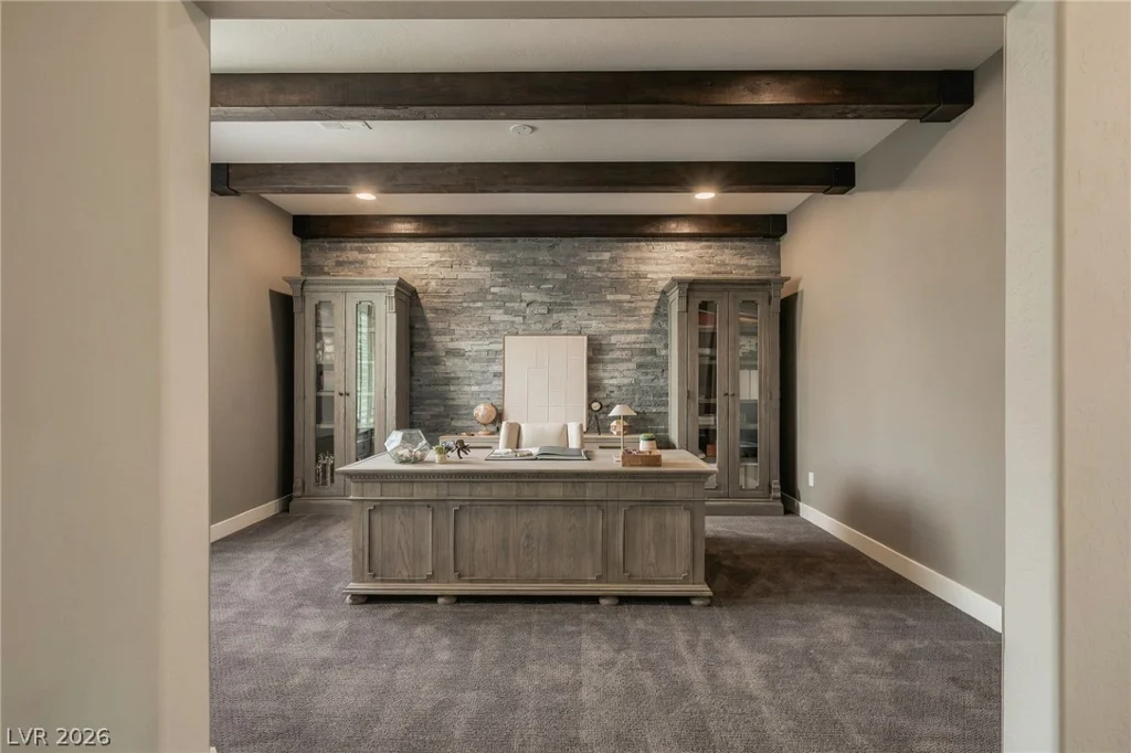 8255 Canyon Tree, Las Vegas, NV 89113