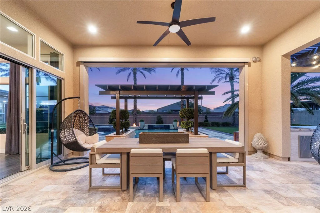 8255 Canyon Tree, Las Vegas, NV 89113
