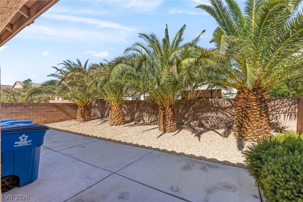 4043 Lilac Creek, Las Vegas, NV 89122