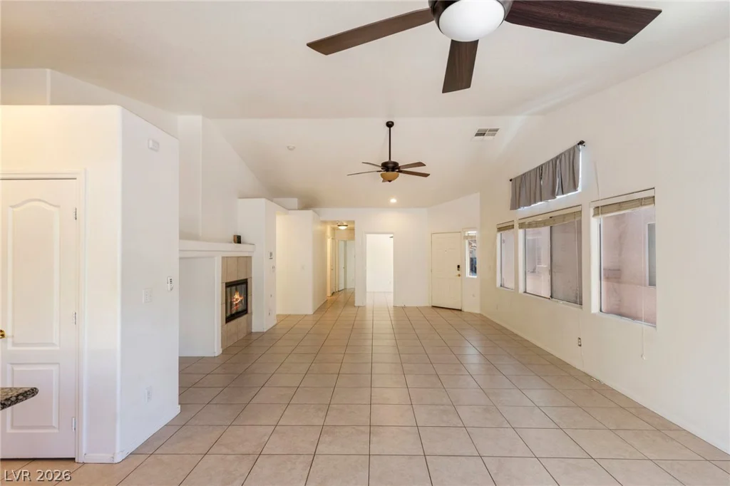 4043 Lilac Creek, Las Vegas, NV 89122