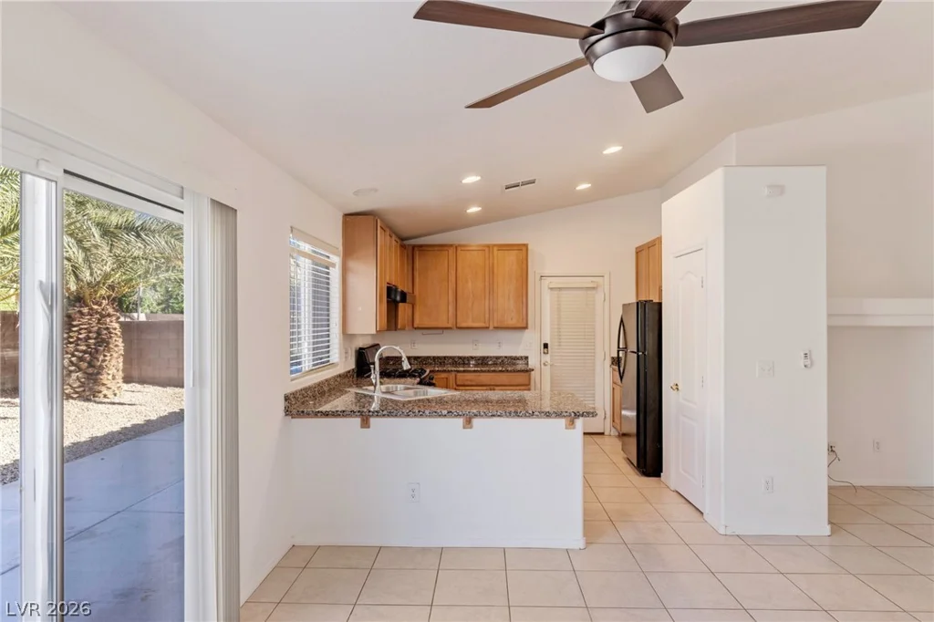 4043 Lilac Creek, Las Vegas, NV 89122
