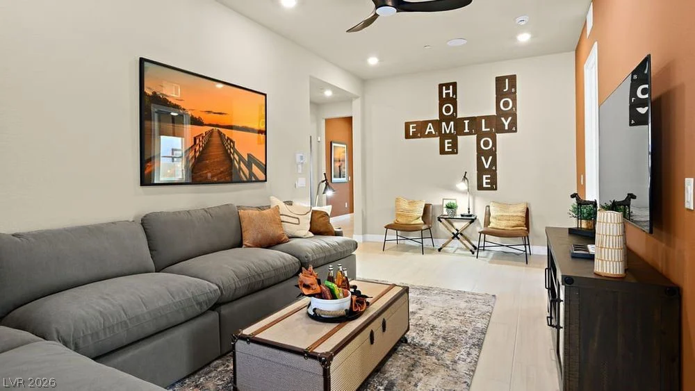 212 Paraggi Bay, Henderson, NV 89011