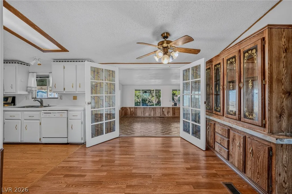 5401 Humbolt, Pahrump, NV 89060