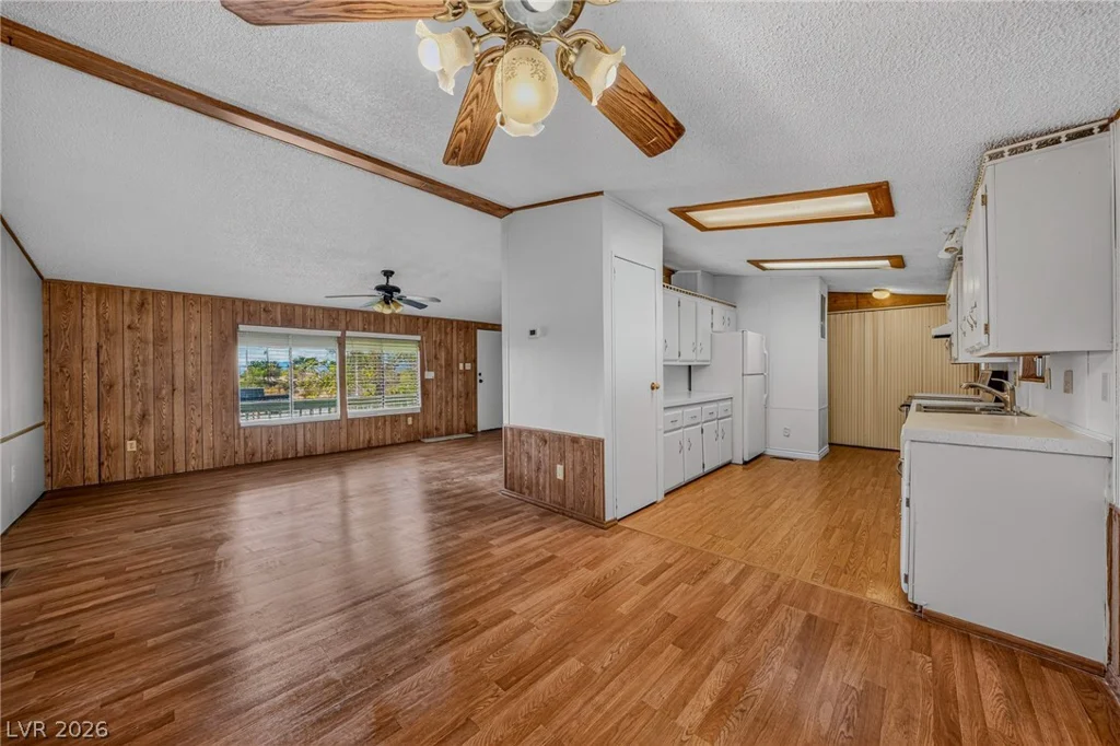 5401 Humbolt, Pahrump, NV 89060