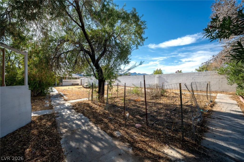 5401 Humbolt, Pahrump, NV 89060