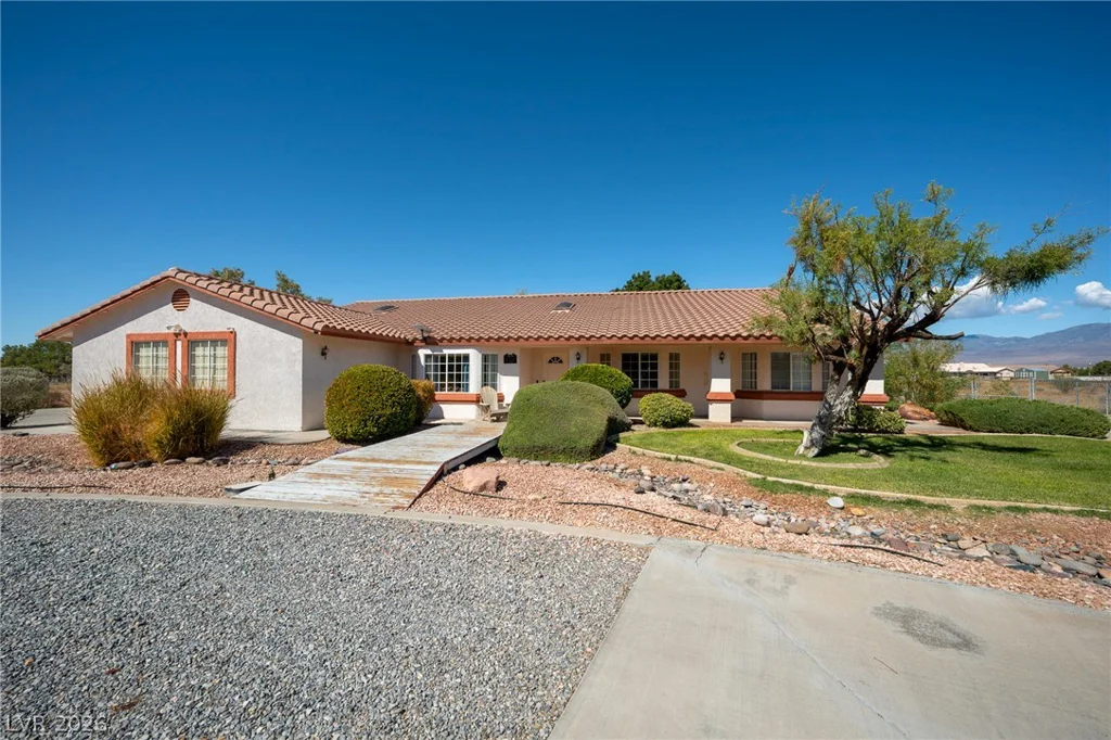 880 Lupin, Pahrump, NV 89048
