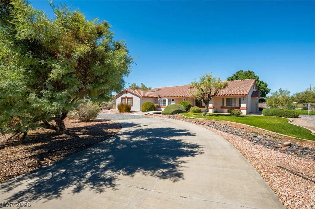 880 Lupin, Pahrump, NV 89048