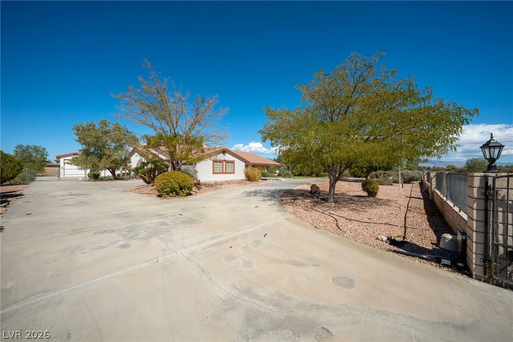 880 Lupin, Pahrump, NV 89048