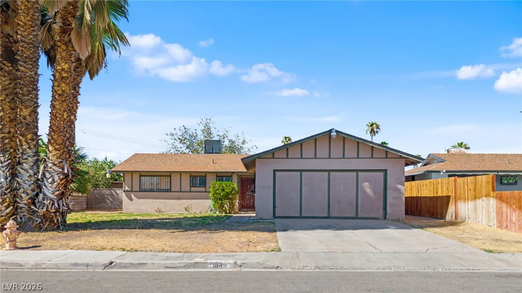 1949 Randa, Las Vegas, NV 89104