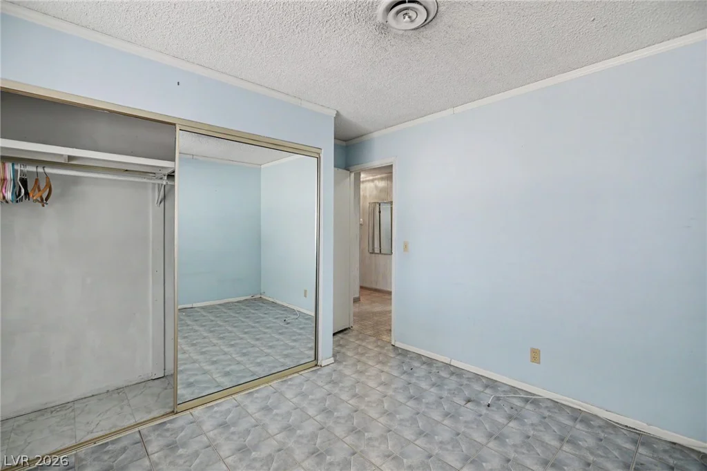 1949 Randa, Las Vegas, NV 89104