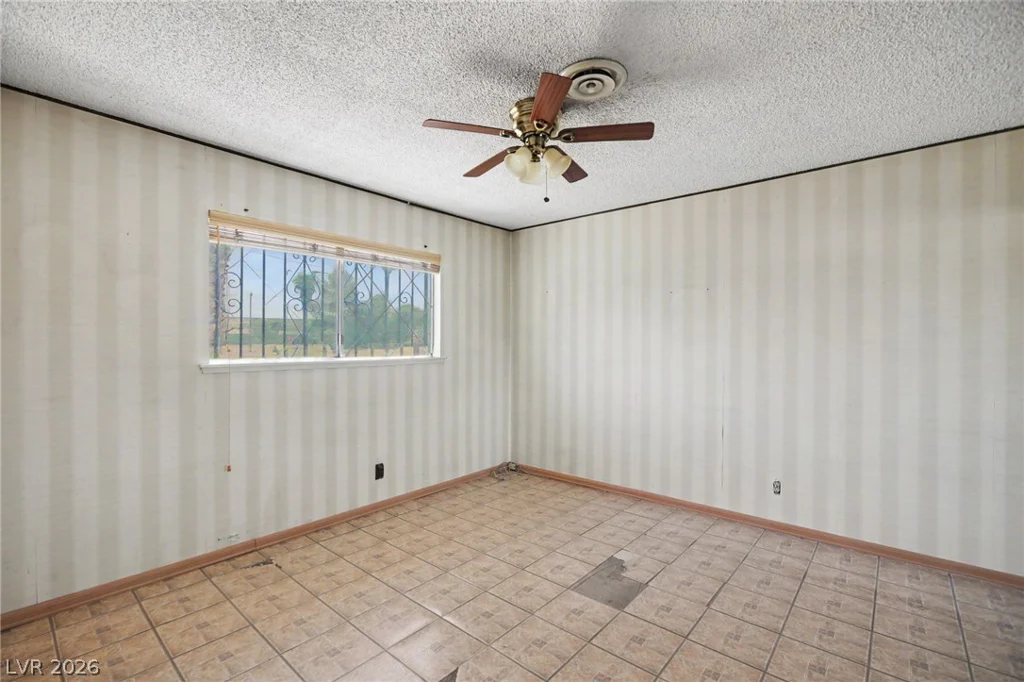 1949 Randa, Las Vegas, NV 89104
