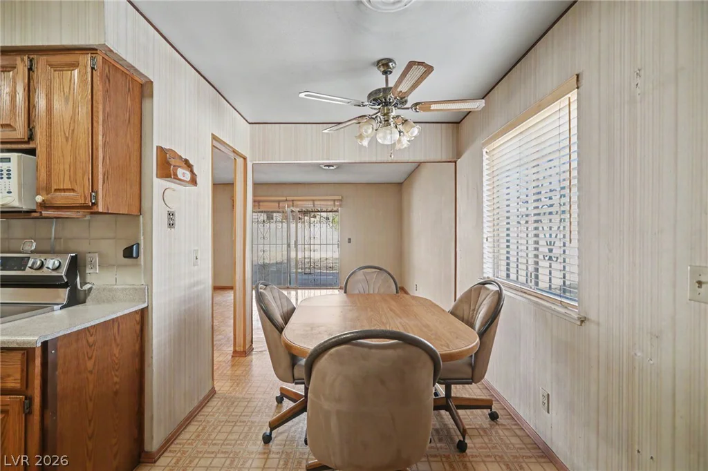 1949 Randa, Las Vegas, NV 89104