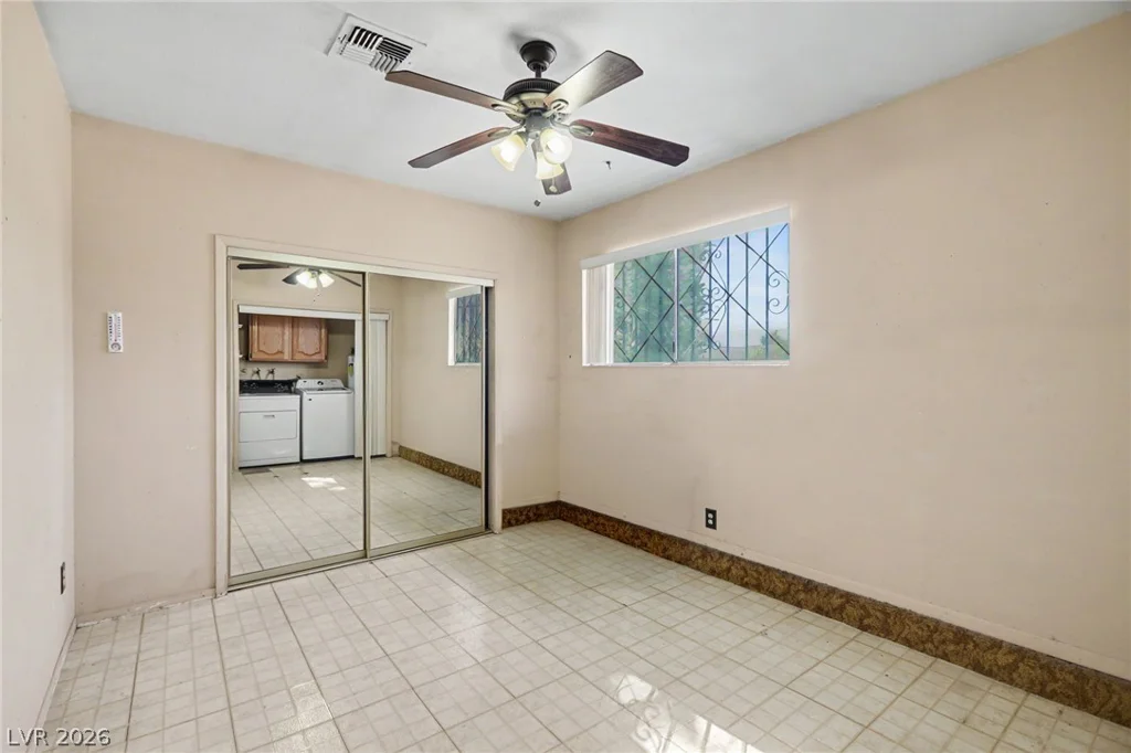 1949 Randa, Las Vegas, NV 89104
