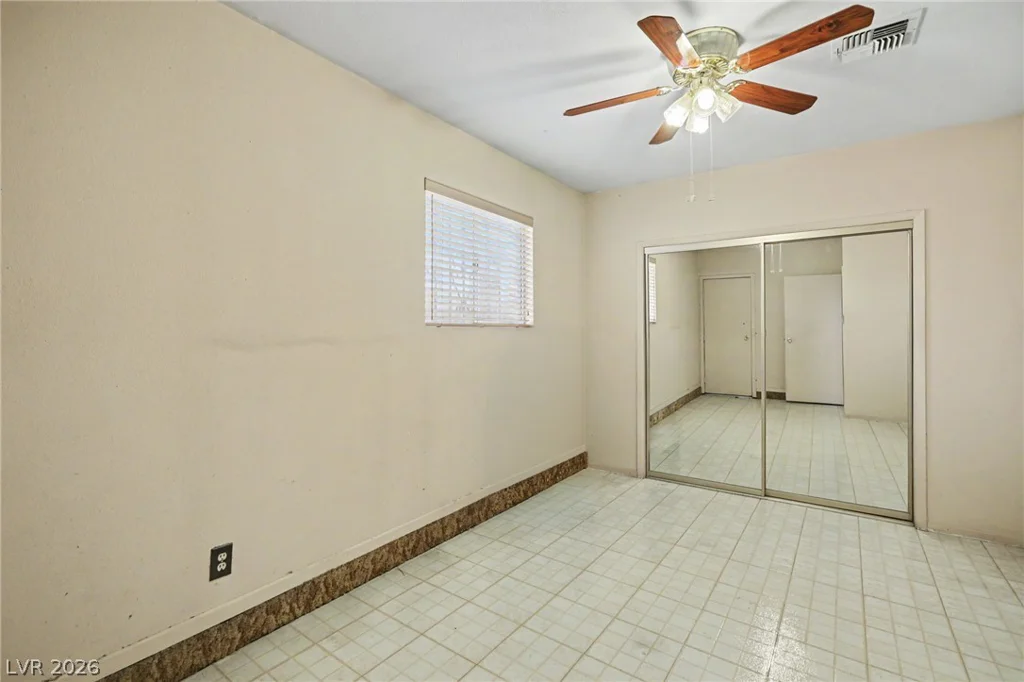 1949 Randa, Las Vegas, NV 89104