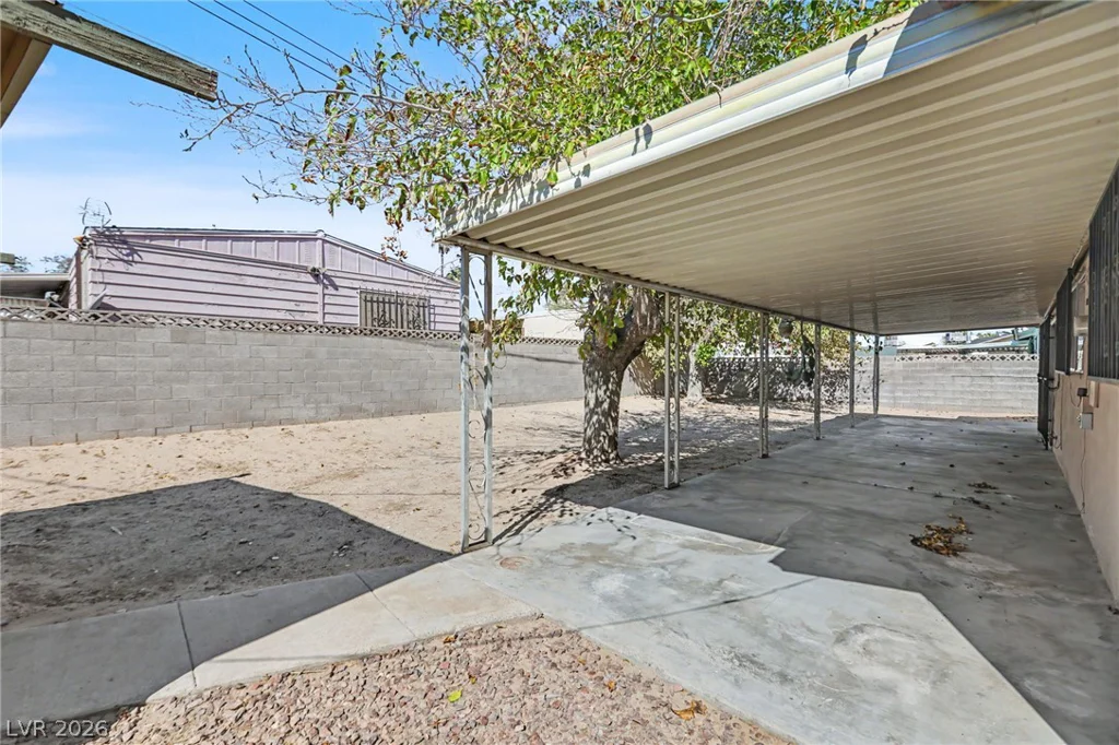 1949 Randa, Las Vegas, NV 89104