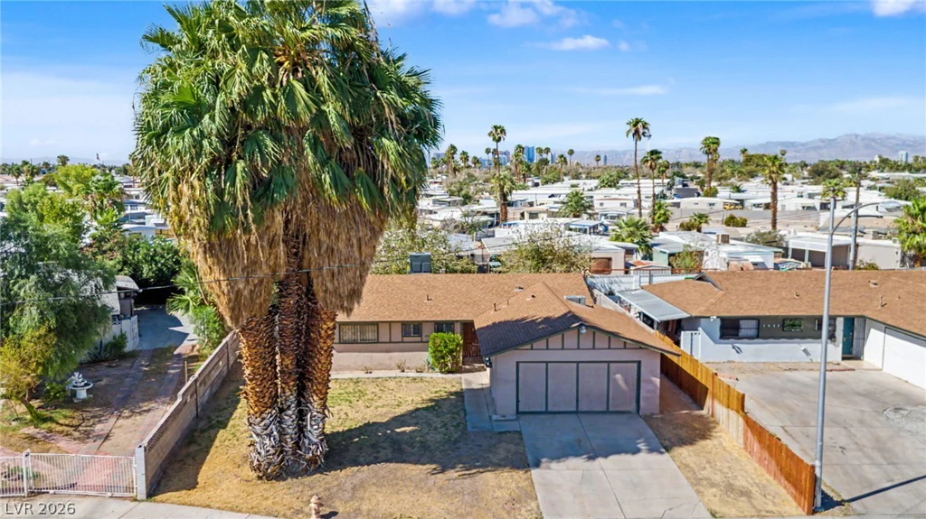 1949 Randa, Las Vegas, NV 89104