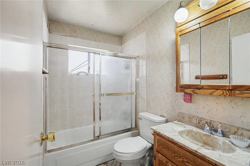 1949 Randa, Las Vegas, NV 89104