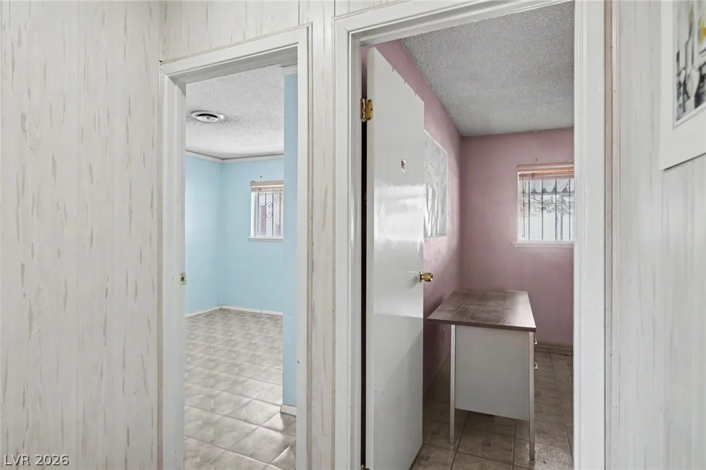 1949 Randa, Las Vegas, NV 89104