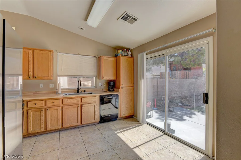 1263 Shimmering Glen, Henderson, NV 89014