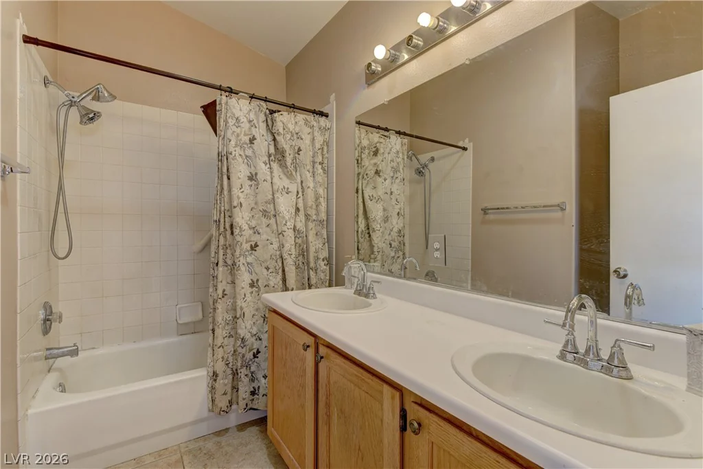 1263 Shimmering Glen, Henderson, NV 89014