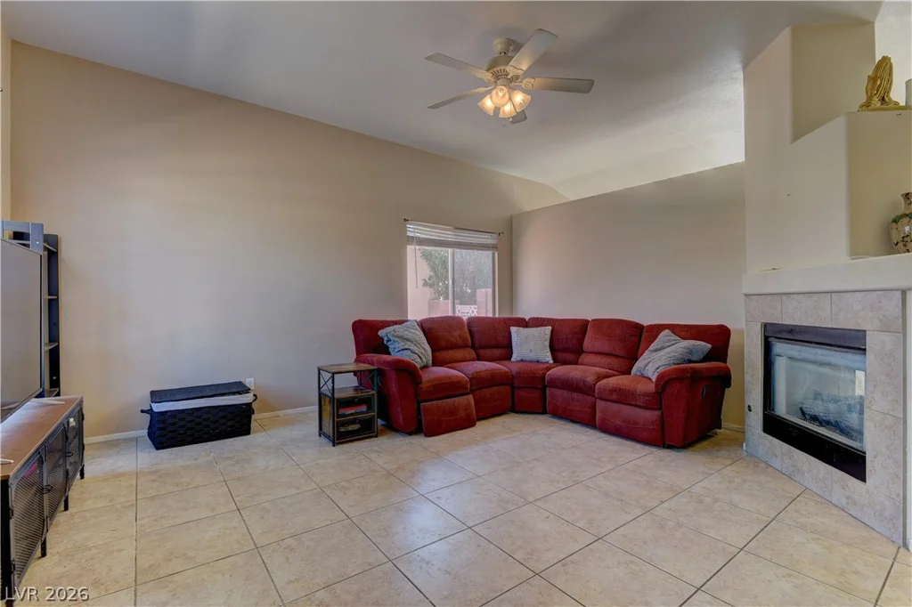 1263 Shimmering Glen, Henderson, NV 89014