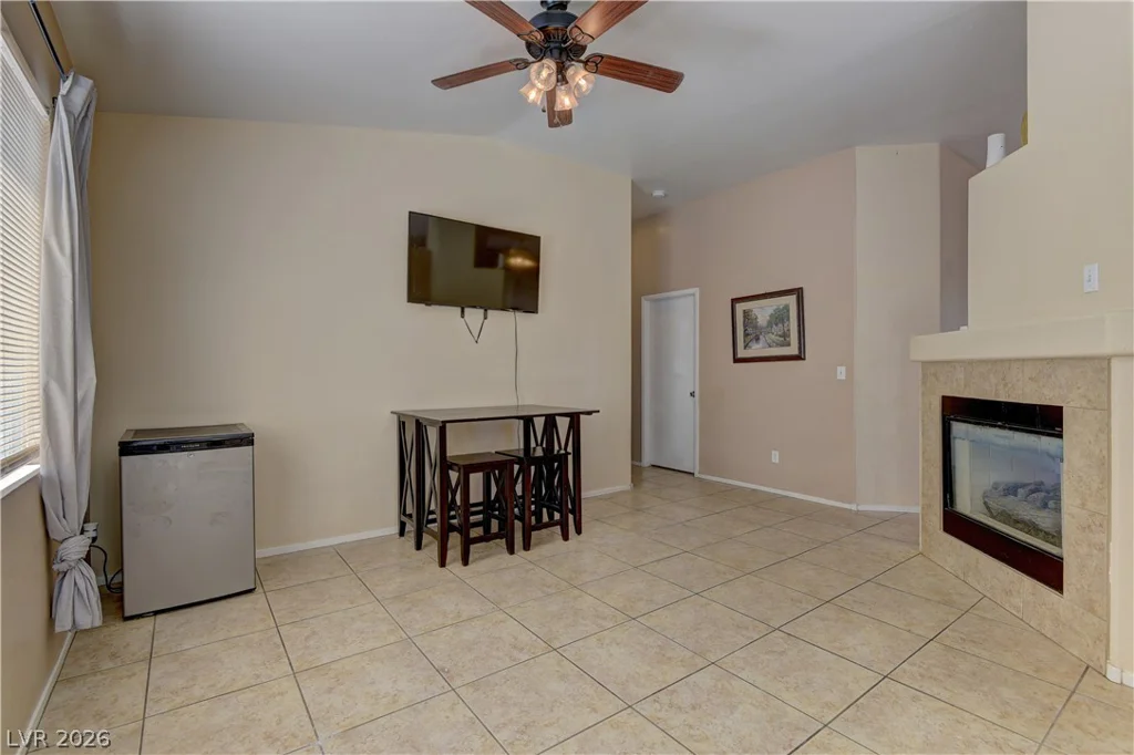 1263 Shimmering Glen, Henderson, NV 89014