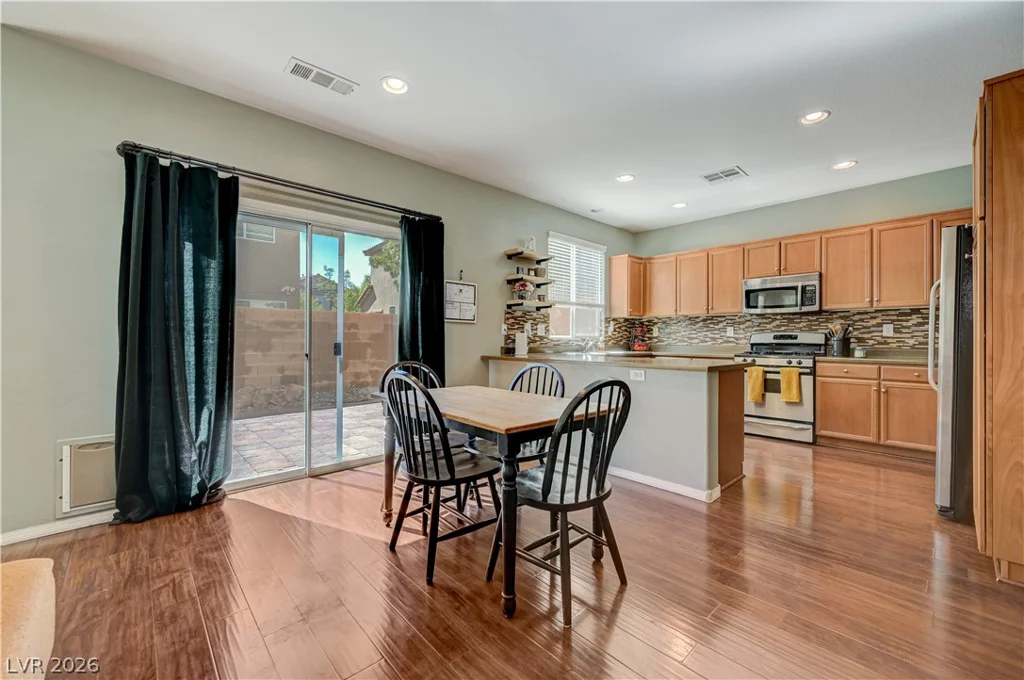 10641 Thor Mountain, Las Vegas, NV 89166