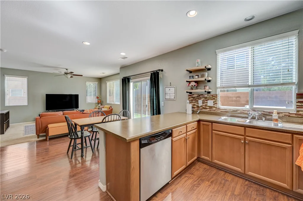 10641 Thor Mountain, Las Vegas, NV 89166