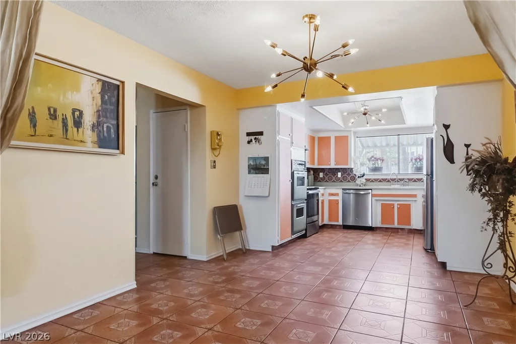 3232 Pawnee, Las Vegas, NV 89169