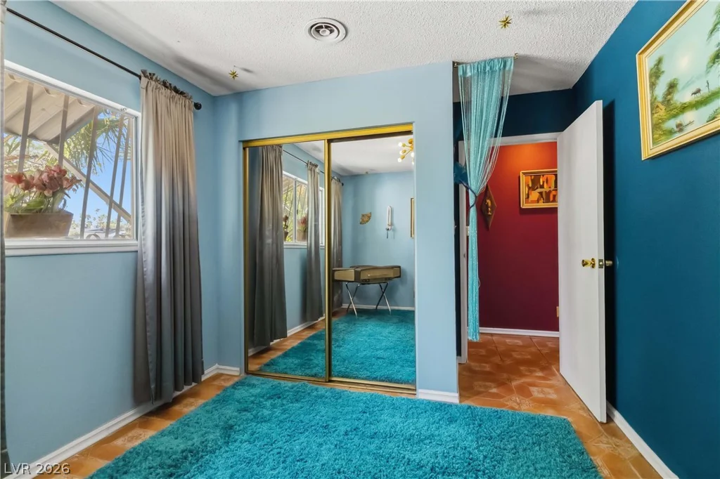 3232 Pawnee, Las Vegas, NV 89169