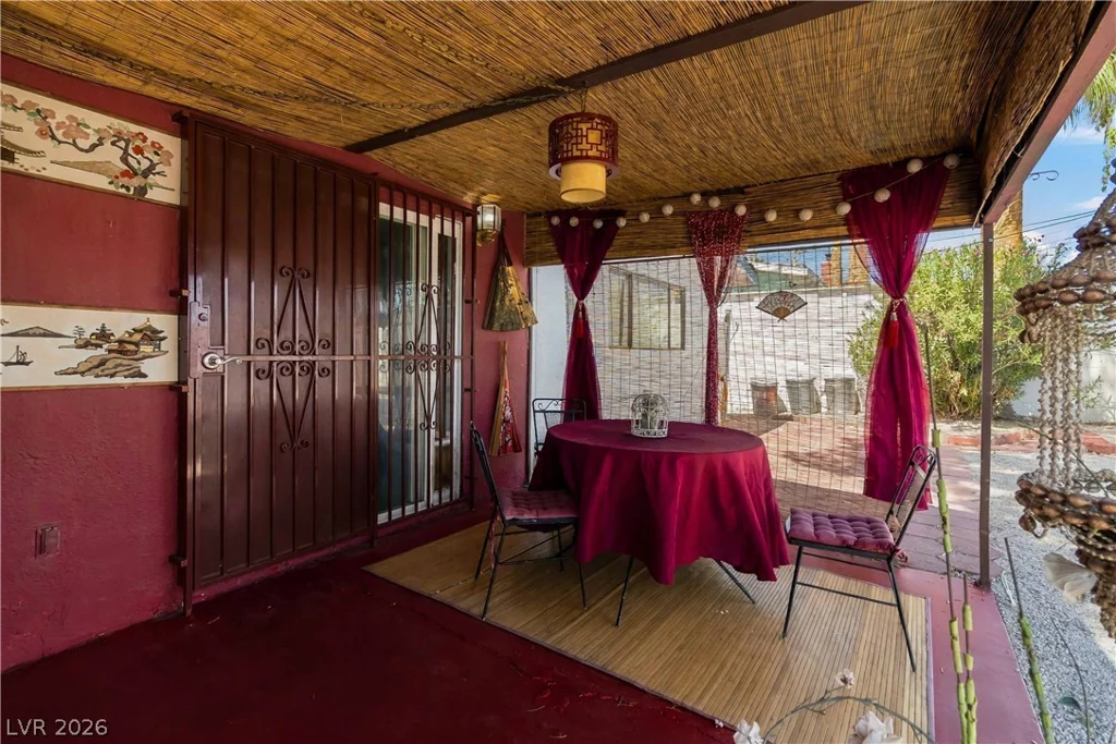 3232 Pawnee, Las Vegas, NV 89169