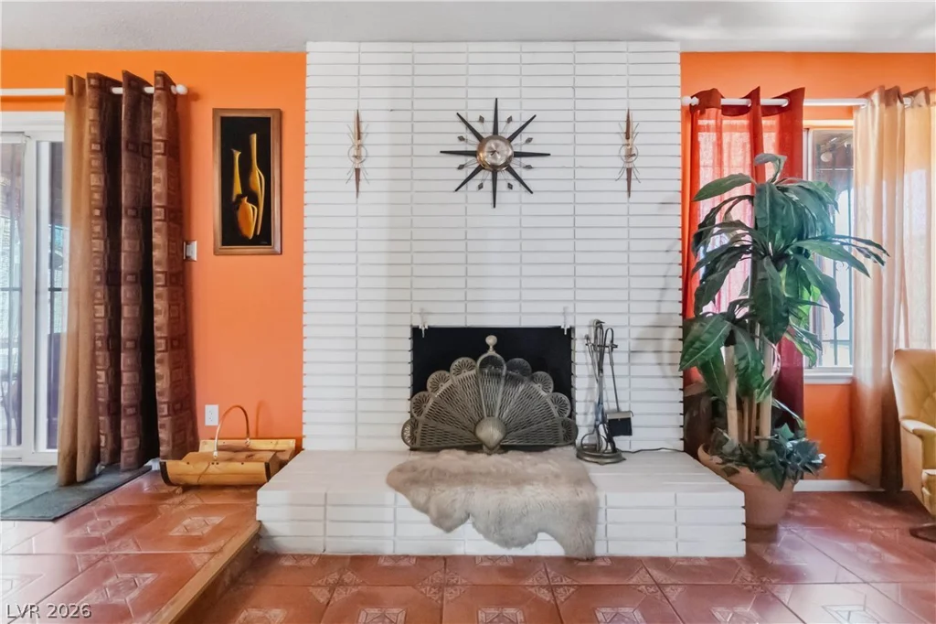 3232 Pawnee, Las Vegas, NV 89169