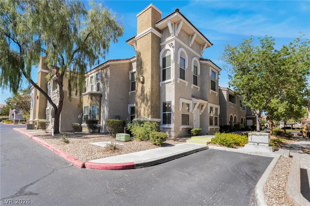 9975 Peace, Las Vegas, NV 89147