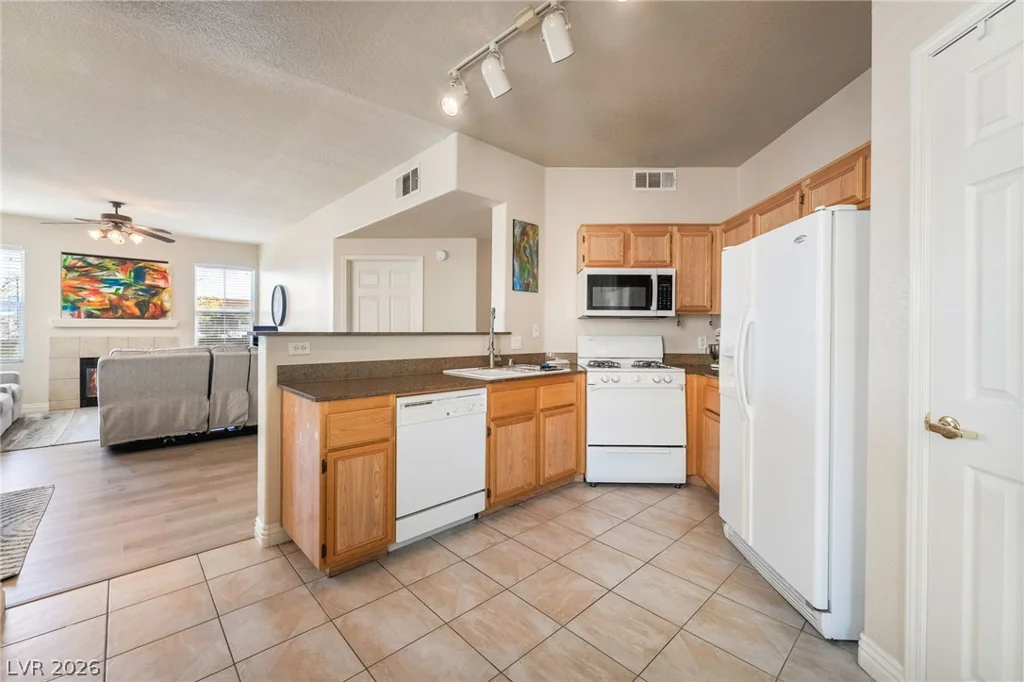 9975 Peace, Las Vegas, NV 89147