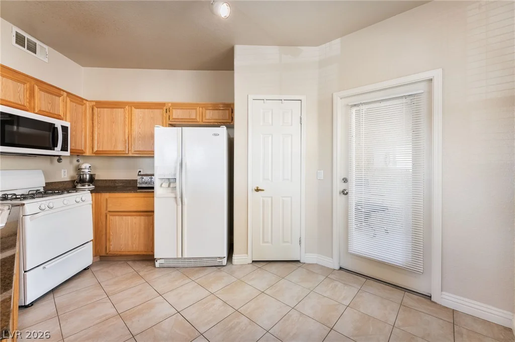 9975 Peace, Las Vegas, NV 89147
