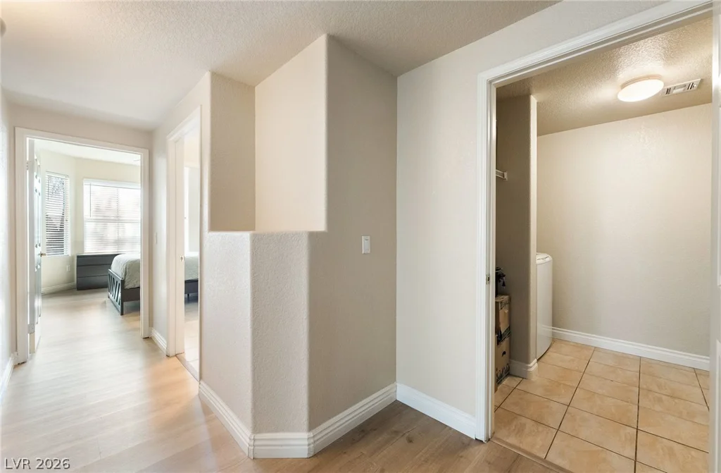9975 Peace, Las Vegas, NV 89147