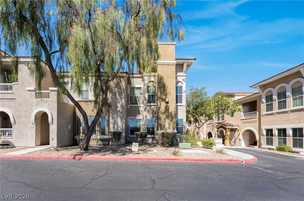 9975 Peace, Las Vegas, NV 89147