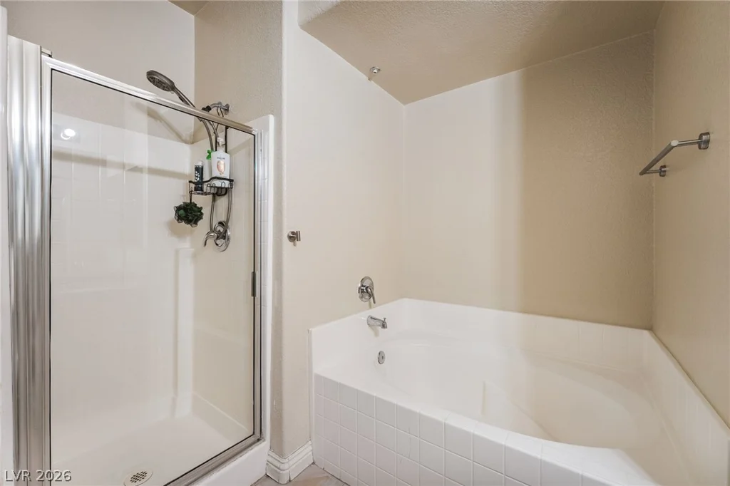 9975 Peace, Las Vegas, NV 89147