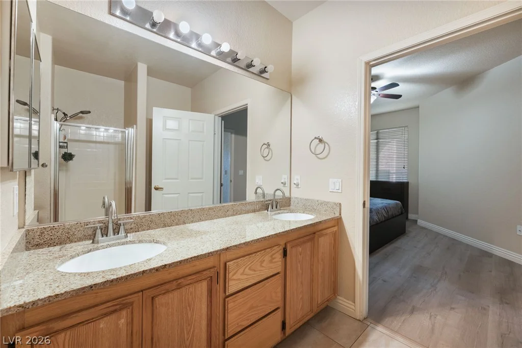 9975 Peace, Las Vegas, NV 89147