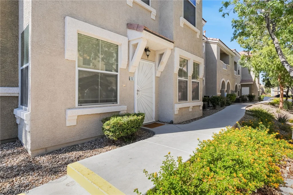 9975 Peace, Las Vegas, NV 89147