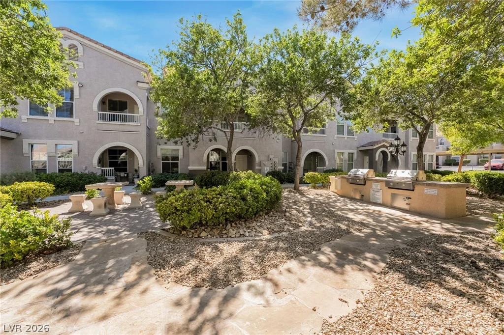 9975 Peace, Las Vegas, NV 89147
