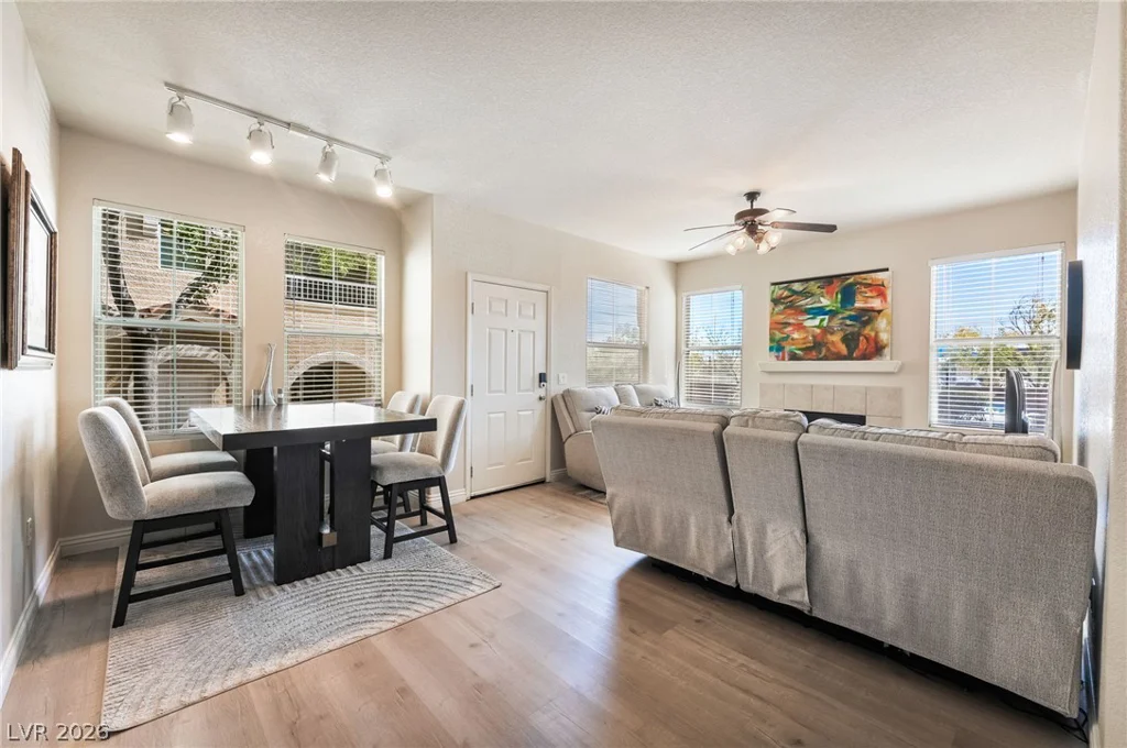 9975 Peace, Las Vegas, NV 89147