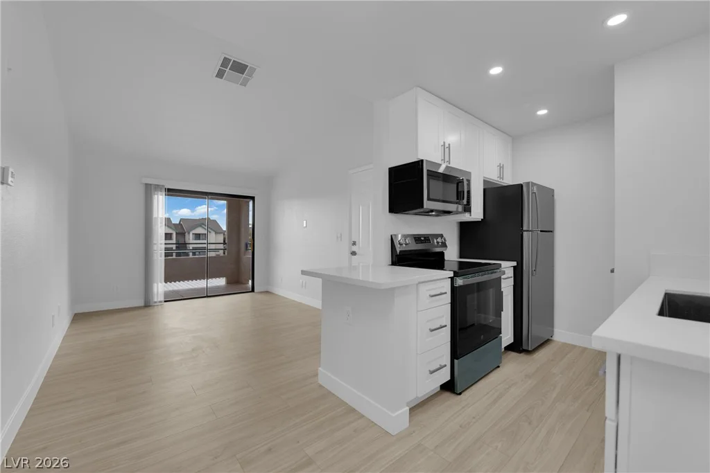 5111 Lindell, Las Vegas, NV 89118