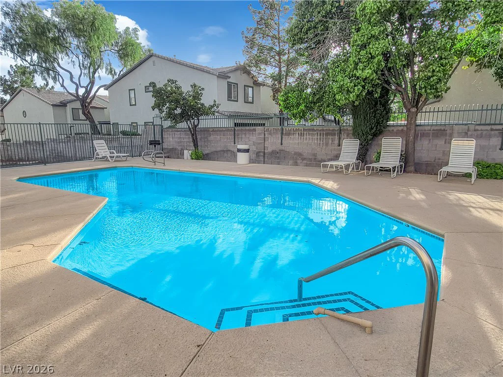 5111 Lindell, Las Vegas, NV 89118