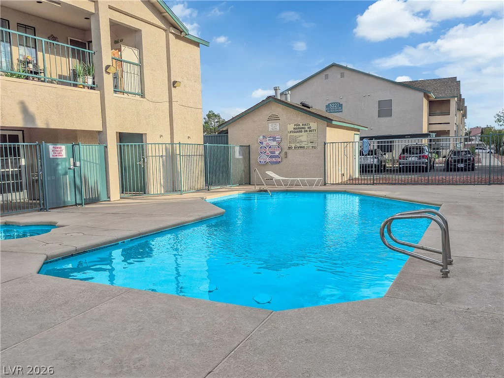5111 Lindell, Las Vegas, NV 89118