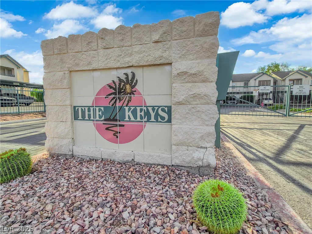 5111 Lindell, Las Vegas, NV 89118