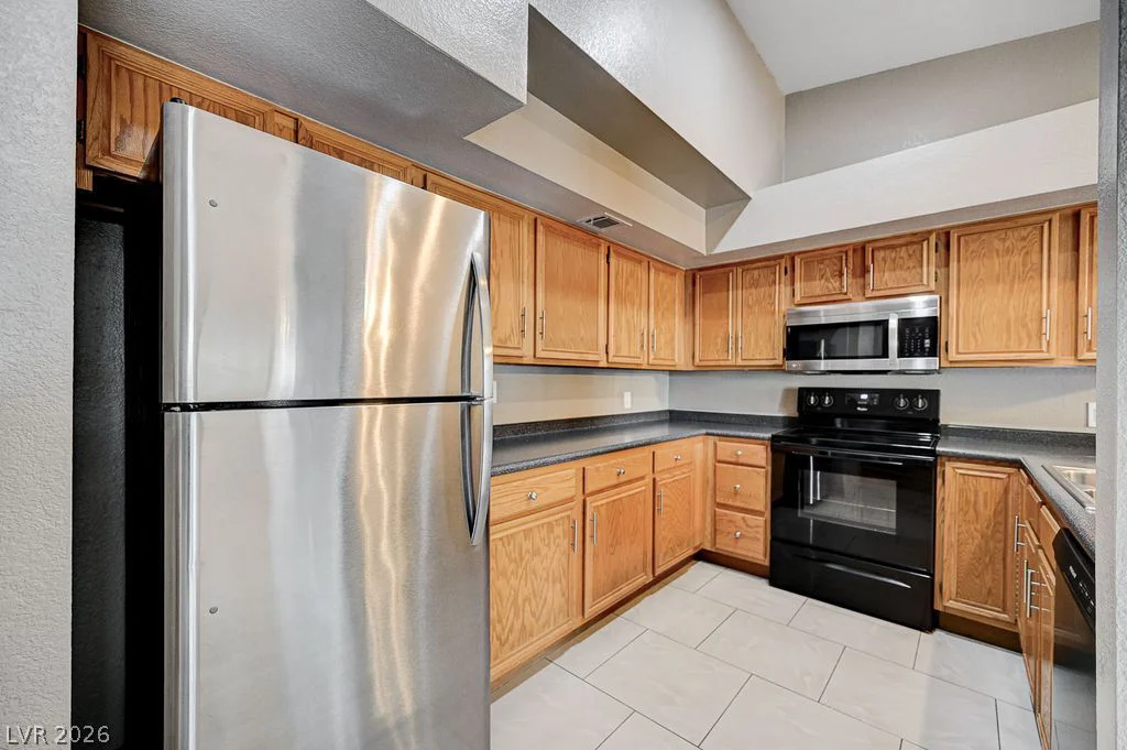 2191 Pinetop, Las Vegas, NV 89119
