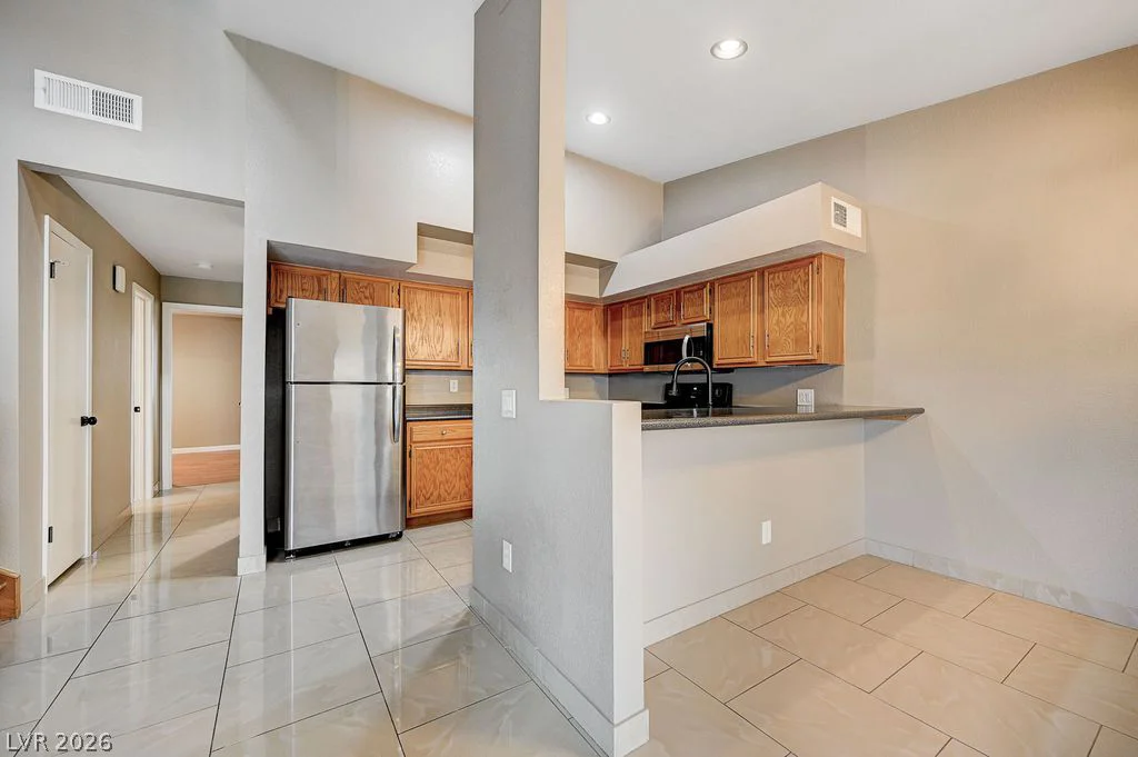 2191 Pinetop, Las Vegas, NV 89119