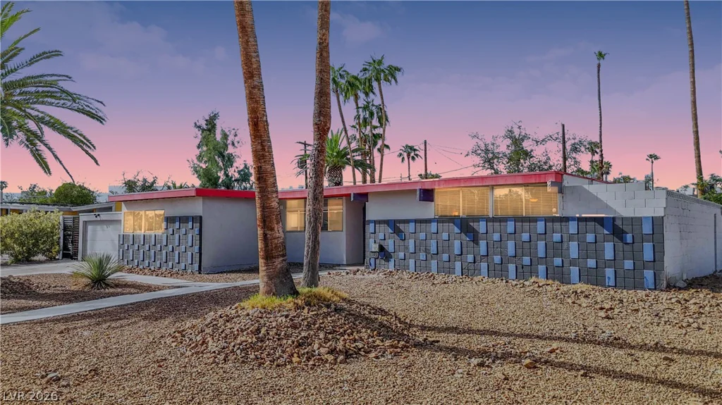 1730 Chippewa, Las Vegas, NV 89169
